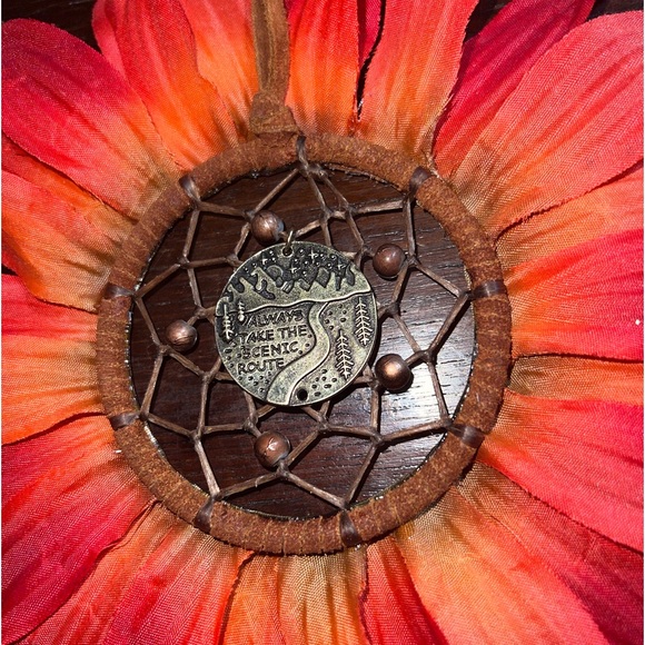 Sunflower dream catcher 🌻🤎 - Picture 2 of 3